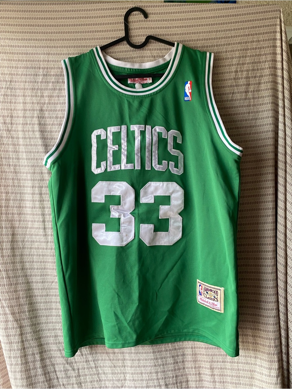 Mitchell & Ness Green and White Celtics #33 Hardwood Classics Jersey